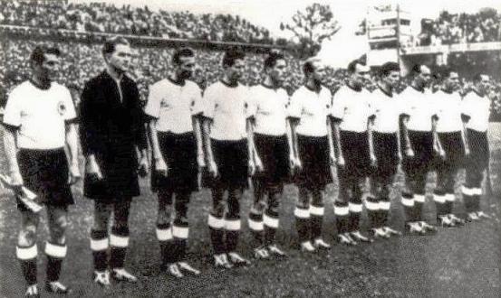 La selección alemana de fútbol campeona del Mundial de 1954. / Panini World Cup Story
