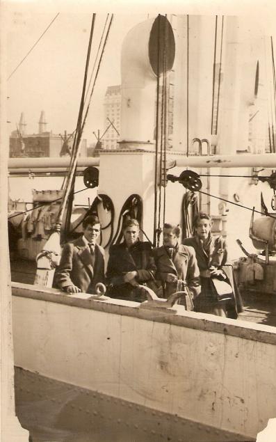 Ernesto Guevara, la Tati, Elisa Aguilar y Carmen Aguilar.