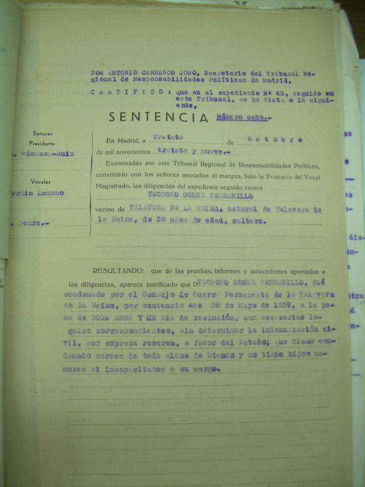 Expediente de responsabilidades políticas de Teodoro Gomez Serranillos, agricultor condenado a 12 años por auxilio de rebelión, y seis mil pesetas de multa, por las que le embargaron hasta 1960. 