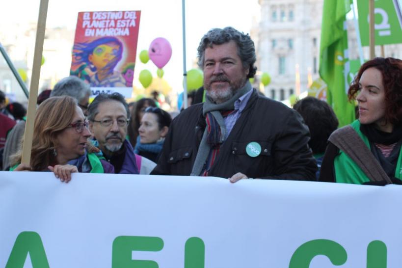 Juan López de Uralde durante la manifestación del 29 de noviembre contra el cambio climático.