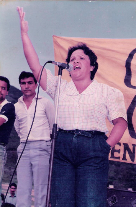 Imelda Daza, en el mitin de lanzamiento de la candidatura de la Unión Patriótica (UP) en Pueblo Bello (Cesar), el 15 de junio de 1985 / Archivo de I.D