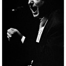 Enrique Morente, cantando en París, en 1995. (: René Robert)