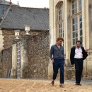<p>Los actores Mathieu Amalric (a la derecha) y Neils Schneider,durante el rodaje de <em>La</em> <em>Belle Dormant</em> en el Château de Boschet.</p> (: M. V)