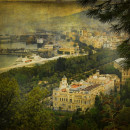 <p>Vista del Ayuntamiento de Málaga desde el Castillo de Gibralfaro</p>