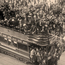 <p>Celebración de la Segunda República, el 14 de abril de 1931 en Barcelona.</p>