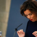 <p>La vicepresidenta del Gobierno, Soraya Sáenz de Santamaría, en una rueda de prensa.</p>