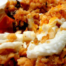 <p>Plato de migas con huevo.</p>