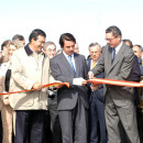 <p>José María Aznar, junto a Alberto Ruiz Gallardón y Francisco Cascos, en la inauguración de las obras de la autopista R-2, en 2003</p>