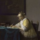 <p><em>Mujer escribiendo</em>, de Johannes Vermeer.</p>