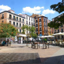 <p>Plaza de Juan Pujol, en el barrio de Malasaña, en Madrid.</p>