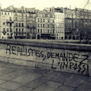 <p>Seamos realistas, pidamos lo imposible, de Herbert Marcuse , se convirtió en un lema del Mayo francés.</p>