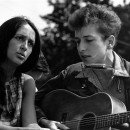 <p>Bob Dylan con Joan Baez en la jornada por los derechos civiles en Washington en 1960</p>