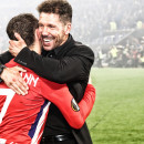 <p>El Cholo Simeone, junto a Griezmann en la celebración de la Europa League en Lyon. 16 de mayo de 2018. </p>