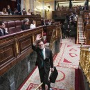 <p>Mariano Rajoy abandona el Congreso tras la sesión matutina del debate de la moción</p> (: Dani Gago )
