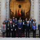 <p>Pedro Sánchez, con las ministras y ministros de su Gabinete, en Barcelona.</p>