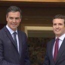 <p>Pedro Sánchez recibe a Pablo Casado en La Moncloa. </p> (: )