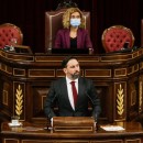 <p>Abascal, el candidato propuesto para la moción de censura, expone su programa.</p>