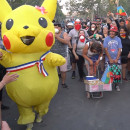 <p>La tía Pikachu bailando en una de las Marchas por la Dignidad en 2019.</p> (: Youtube)