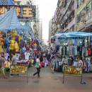 <p>Ladies Market, en Hong Kong.</p>