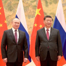 <p>El presidente de Rusia, Vladimir Putin y el de China, Xi Jinping, durante su encuentro en Pekín en febrero de 2022.</p>