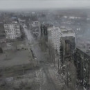 <p>Imagen aérea de Mariúpol (Ucrania), tras el bombardeo ruso. </p>