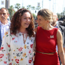 <p>Inmaculada Nieto junto a Yolanda Díaz, durante la Feria de Sevilla. </p>