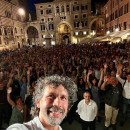 <p>Damiano Tommasi en un acto de la campaña electoral para la alcaldía de Verona.</p>