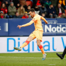 <p>Saúl Ñíguez, en el remate que dio la victoria al Atleti.</p>