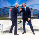 <p>Reunión entre Joe Biden y Jens Stoltenberg, secretario general de la OTAN. Bruselas, 2021.</p>