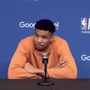 <p>Giannis Antetokounmpo, durante la rueda de prensa del pasado 26 de abril. <strong>/ NBA</strong></p>