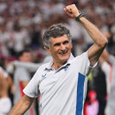 <p>José Luis Mendilibar celebra el triunfo del Sevilla en la final de la Europa League. / <strong>Twitter </strong><strong>(SevillaFC)</strong></p>