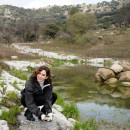 <p>Isabel Díaz Ayuso, durante una visita al espacio que ocupaba la antigua presa de La Alberca, el 28 de marzo de 2022. <strong>/ Canal Isabel II </strong></p>