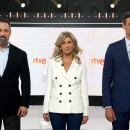 <p>Abascal, Díaz y Sánchez, en el debate de RTVE. Feijóo no compareció.</p>
