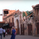 <p>Gente paseando por la calle tras el terremoto de Marrakech-Safí ocurrido el pasado día 8 de septiembre. / <strong>CNN</strong></p>