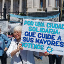 <p>Concentraciones frente al Congreso en la ciudad de Buenos Aires el pasado 14 de noviembre pidiendo el voto para el candidato Massa. / <strong>C.H. de F.</strong></p>