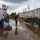 <p>Uno de los 11 campos de refugiados de Summaqiyeh, en el distrito norte de Akkar, inundado por las fuertes lluvias. / <strong>M. M.</strong></p>