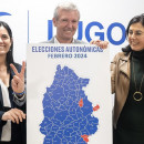 <p>Alfonso Rueda muestra un cartel con el resultado de las elecciones del 18F en la provincia de Lugo. / <strong>PP Lugo</strong></p>