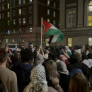<p>Estudiantes universitarios protestan contra el genocidio de Gaza en Nueva York. / <strong>Álvaro Guzmán Bastida</strong></p>