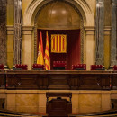 <p>Mesa del Parlament, a la espera de la elección de sus miembros, 13 de mayo. / <strong>Parlament de Catalunya</strong></p>