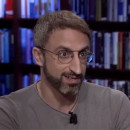 <p>El presentador, activista y cineasta palestino Rami Younis en una entrevista reciente con Democracy Now! / <strong>Youtube</strong></p>