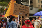 <p>Protesta contra Bolsonaro en Brasil en octubre. </p>