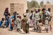 <p>Imagen de un control fronterizo en Afganistán en 2012. </p>