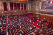 <p>Diputados y senadores aprueban en sesión conjunta, en Versalles, la inscripción del aborto en la Constitución. / <strong>Asamblea Nacional </strong></p>