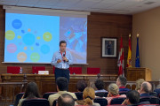 <p>Juan Manuel Corchado imparte una conferencia en la Universidad de Salamanca /<strong> X</strong></p>