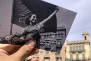 <p>Miliciana en la Casa de los Paraguas, La Rambla 82. Julio de 1936. / <strong>R. C.</strong></p>