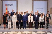 <p>Salvador Illa junto a los nuevos consellers del Govern, durante tomado posesión en el Salón de Sant Jordi del Palau, el pasado 10 de agosto. / <strong>Generalitat de Catalunya</strong></p>