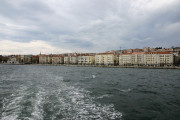 <p>Casas burguesas del primer ensanche de Santander, vistas desde el mar. / <strong>Josep Panadero</strong></p>