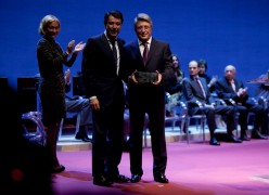  Ignacio González y Enrique Cerezo durante la entrega de los Premios de Cultura de la Comunidad de Madrid en 2012.
