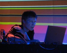 <p>Michael Rother durante una actuación, en 2007</p>
