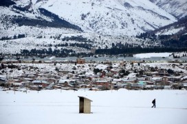 <p>Vista de una de las barriadas de viviendas precarias que conforman El Alto de Bariloche.</p>